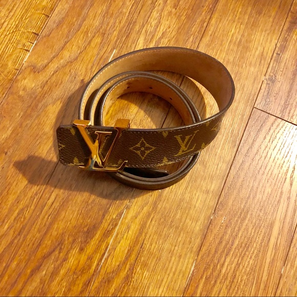 Authentic Louis Vuitton belt *Sold* - Picture 2 of 8